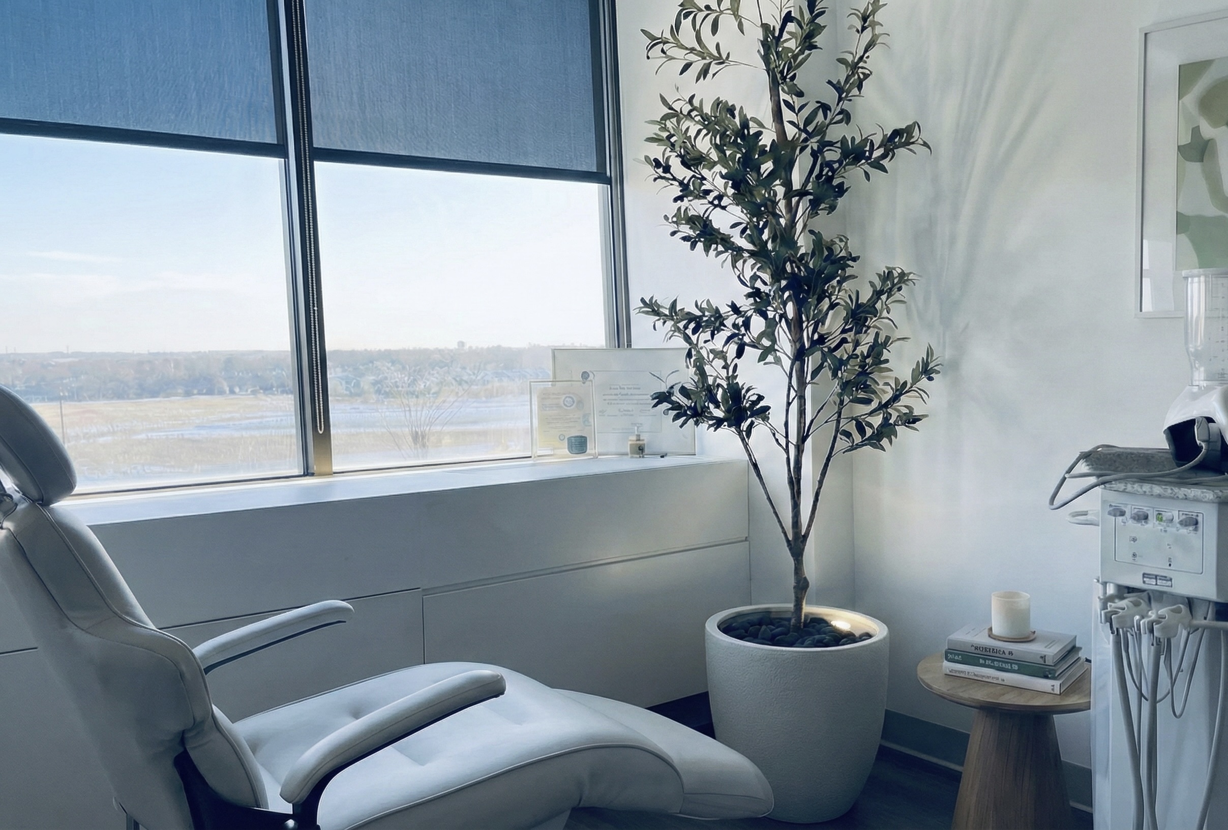 Tooth to Tooth dental hygiene clinic in Pointe-Claire - modern, comfortable treatment room